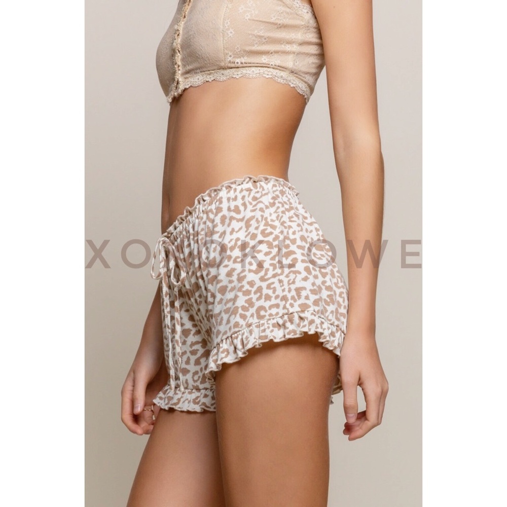 POL Cream & Taupe Leopard Print Soft Knit Ruffle Trimmed Shorts - Picture 11 of 16